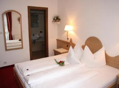 Garni And Wildbach 3* Сельва-ді-Валь-Гардена